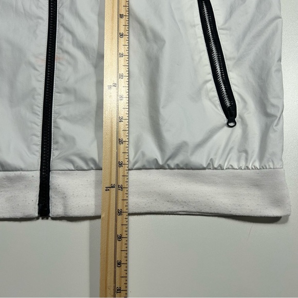Nike Men's Sportswear Windbreaker Hooded Jacket White Black Grey Size Large - Picture 8 of 8